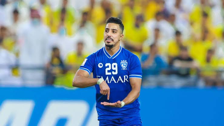 صورة موقف سالم الدوسري من المشاركة في مباراة الهلال ضد النصر