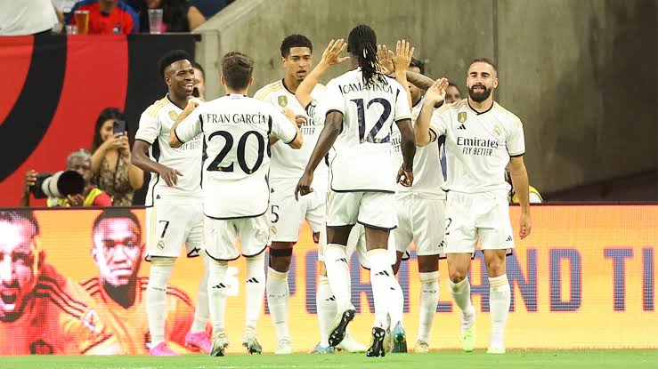 صورة مفاجأة مدوية.. برشلونة يفشل في ضم نجم ريال مدريد 