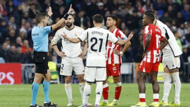 صورة موقف مفاجئ من ريال مدريد تجاه حكم مباراته أمام ألميريا