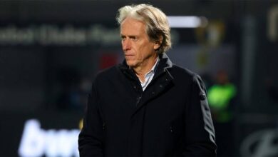 صورة جيسوس يُفاجئ لاعبي الهلال بهذا القرار