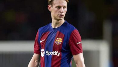 صورة سبب مثير وراء تمسك دي يونج بالبقاء مع برشلونة 