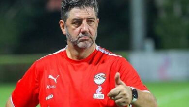 صورة وكيل روي فيتوريا يصدم الاتحاد المصري بتفاصيل عرضي الأهلي والشباب