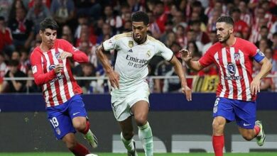 صورة الليلة .. ريال مدريد يستدرج أتلتيكو مدريد في ديربي ناري بالدوري الإسباني