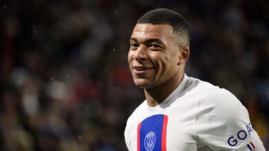 صورة رد فعل ريال مدريد على أنباء رحيل مبابي عن باريس سان جيرمان 
