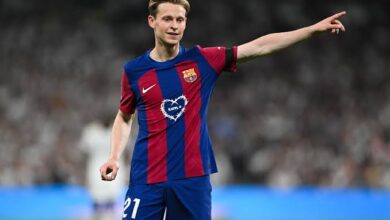 صورة برشلونة ينوي التخلص من فرينكي دي يونغ 