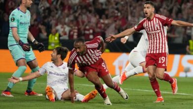 صورة أرقام قياسية بالجملة لـ أيوب الكعبي بعد تتويجه أولمبياكوس بدوري المؤتمر الأوروبي 