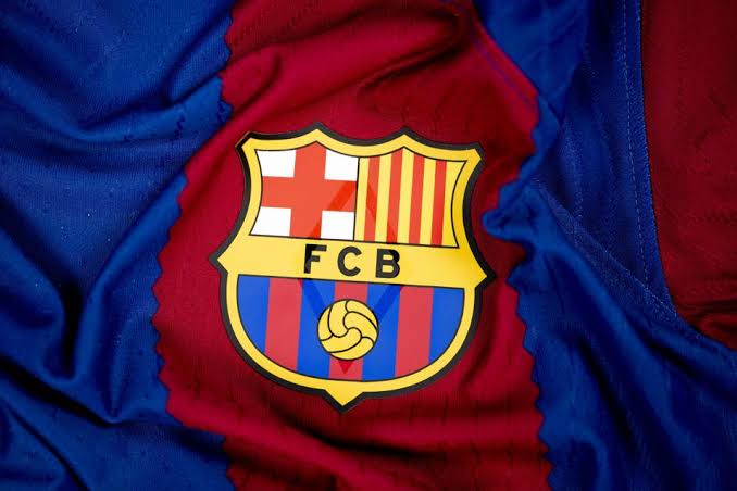 صورة مدافع برشلونة ينتقل رسميا لـ باير ليفركوزن 