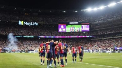 صورة قرار حاسم.. موقف نجم برشلونة من اللعب في الدوري السعودي