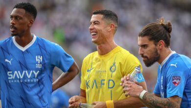 صورة الهلال يقترب من خطف لقب العالمي من النصر