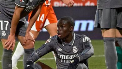 صورة ريال مدريد يوضح تفاصيل إصابة ميندي في مواجهة جيرونا