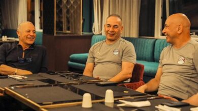 صورة حمادة الشربيني: هاني أبو ريدة بخير وسعادته كبيرة بتأهل منتخب مصر لنصف النهائي