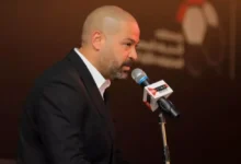 صورة رئيس رابطة الأندية المصرية يهنئ منتخب مصر بعد الفوز على بنين