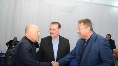 صورة أبو ريدة يدلي بصوته في انتخابات نقابة المهندسين المصرية