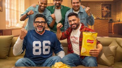 صورة تامر حسني وأكرم حسني وإبراهيم فايق وشيكابالا وبركات يجتمعون في إعلان شيبسي الجديد لكأس العالم™ FIFA 2026