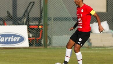 صورة مدافع منتخب مصر يوقع لابوقير للأسمدة 3 مواسم